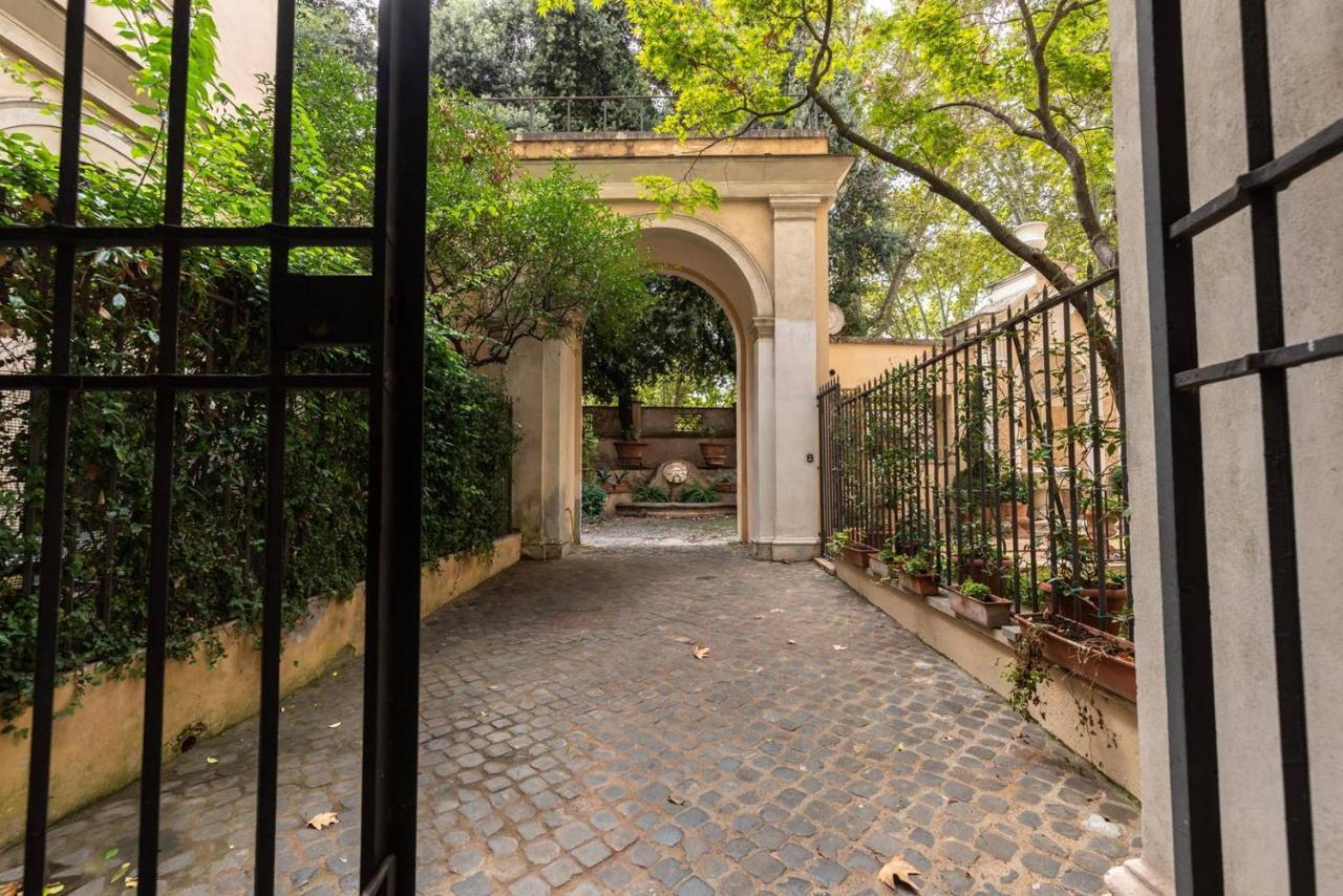 Palazzo Pamphili Lecca Di Guevara Roma Dış mekan fotoğraf